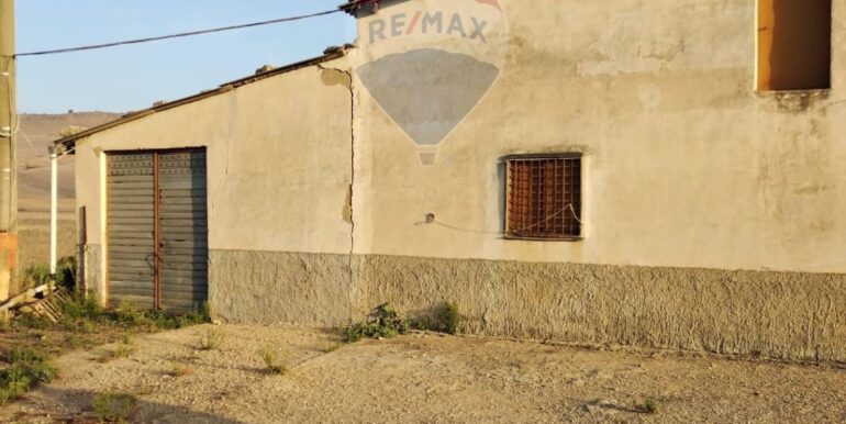 20251020225105-994687-5