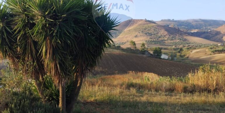 20251020232153-994688-4