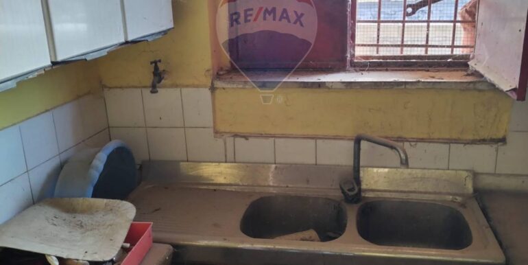 20251020232201-994688-8