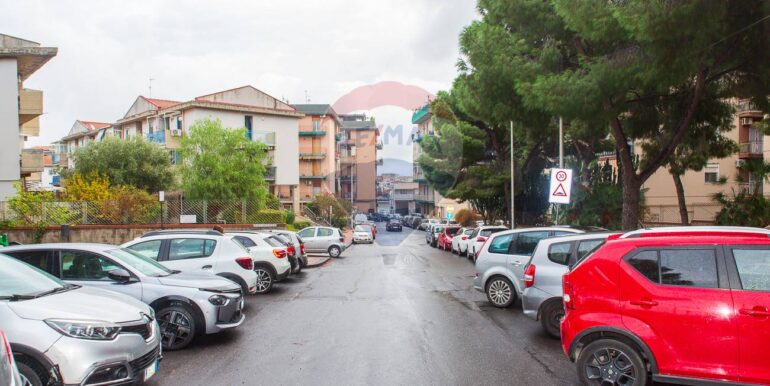 20251021105601-994720-3