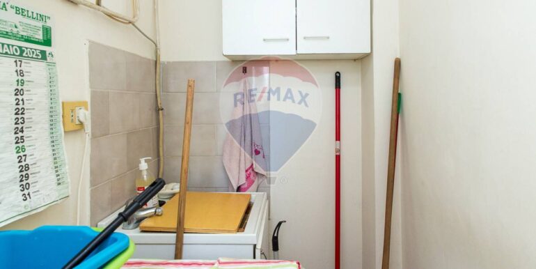 20251021105716-994720-21