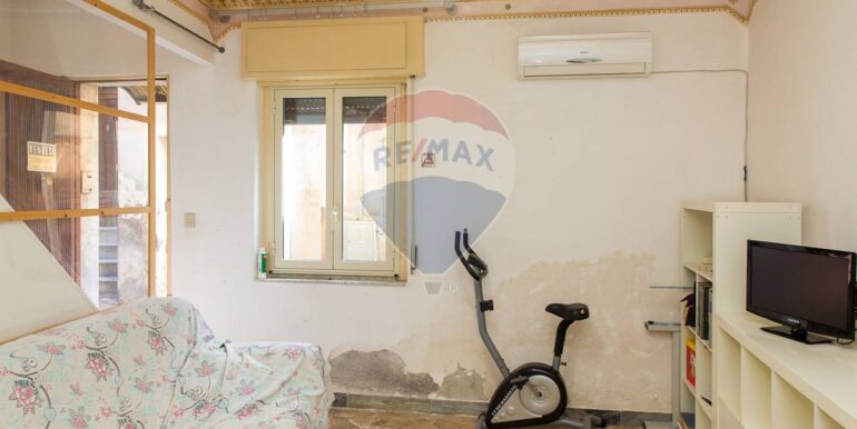 20251021115325-994749-10