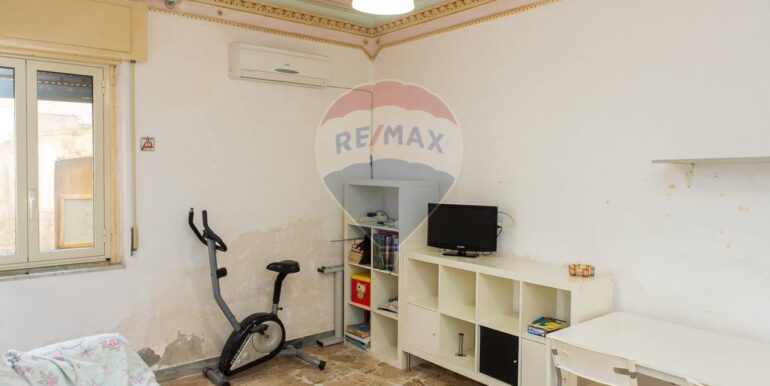 20251021115349-994749-14