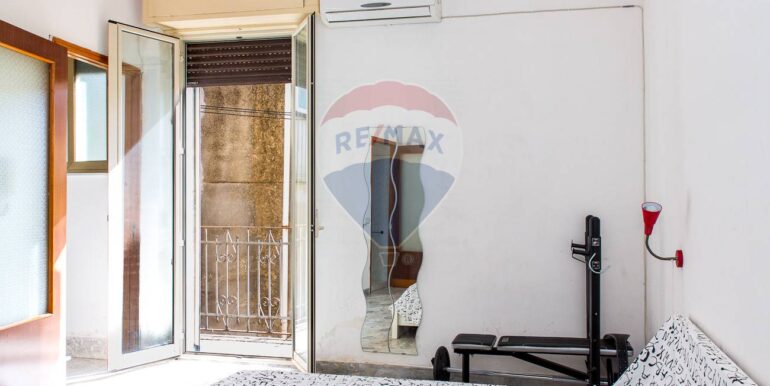 20251021115427-994749-21