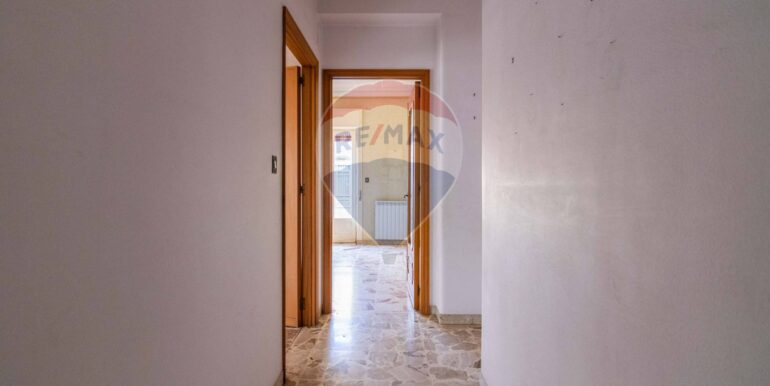 20251021122107-795040-7