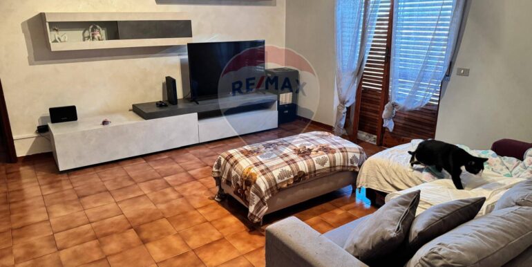 20251021122512-994763-5