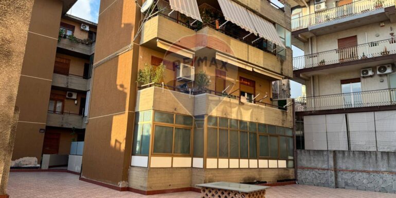 20251021122529-994763-12