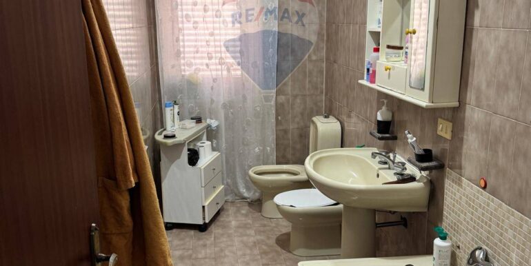 20251021122533-994763-14