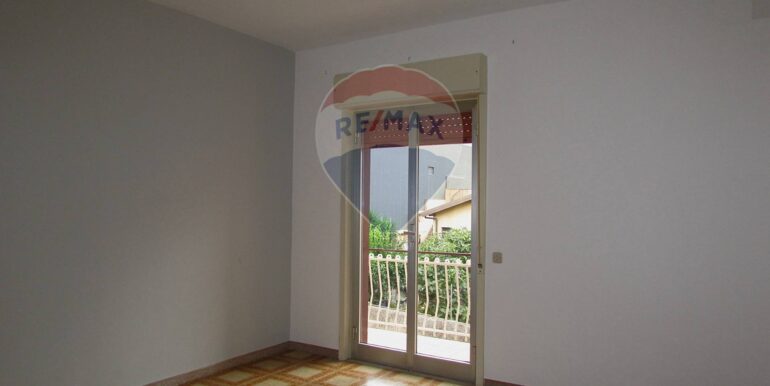 20251021161353-994655-10