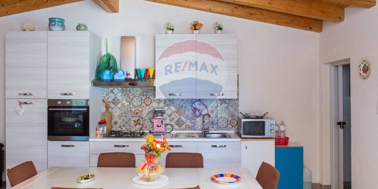 20251021162511-994148-18