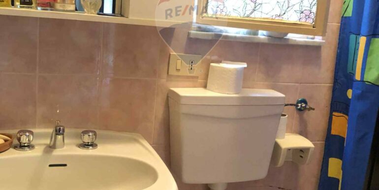 20251021181726-995167-9