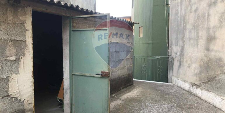 20251021181738-995167-13