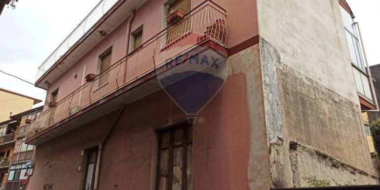 20251021183725-995260-1