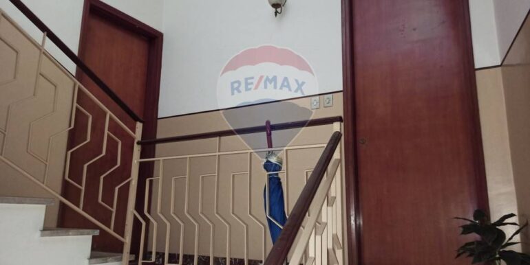 20251021183725-995260-3