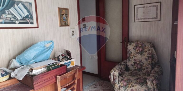 20251021183725-995260-4