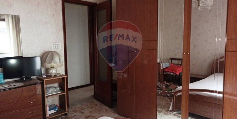 20251021183726-995260-10