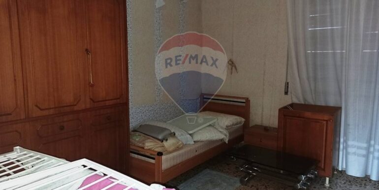 20251021183726-995260-14