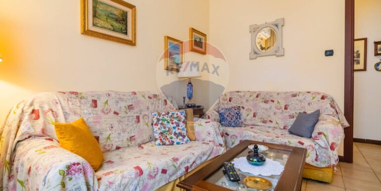 20251021184610-993543-9