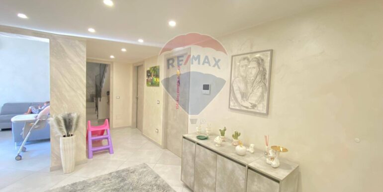 20251021190814-994158-8