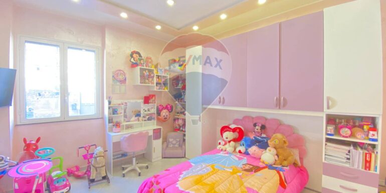 20251021190825-994158-13