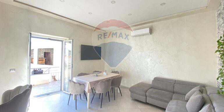 20251021190902-994158-31