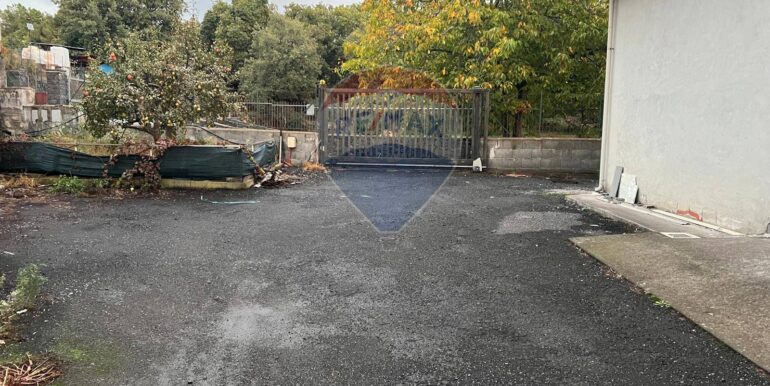 20251021232337-994287-13