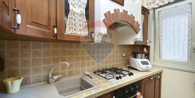 2025102210804-995286-17