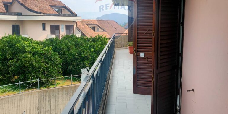 20251022172940-995435-18