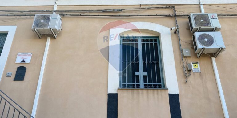 20251022182418-995477-1