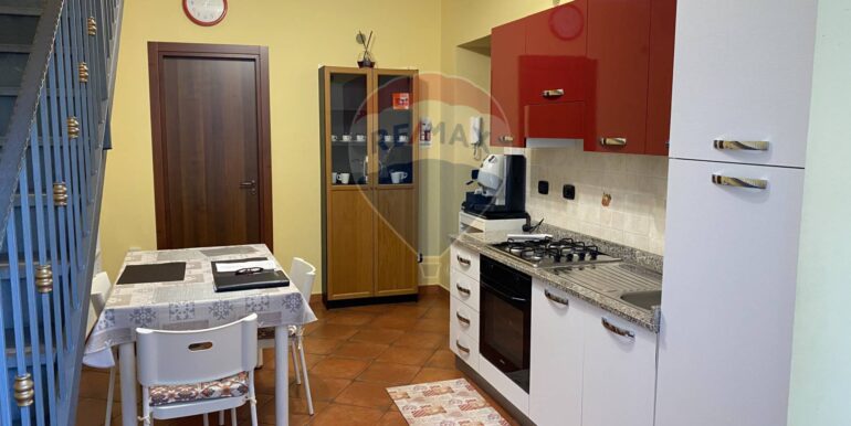 20251022182424-995477-3