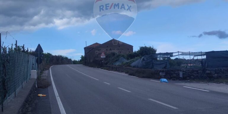 20251022184729-995487-10