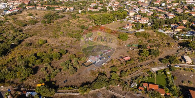 2025102291045-995152-10