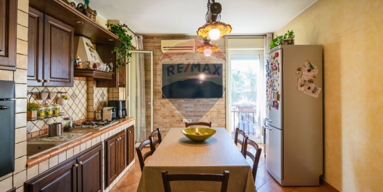 20251023104011-995524-4