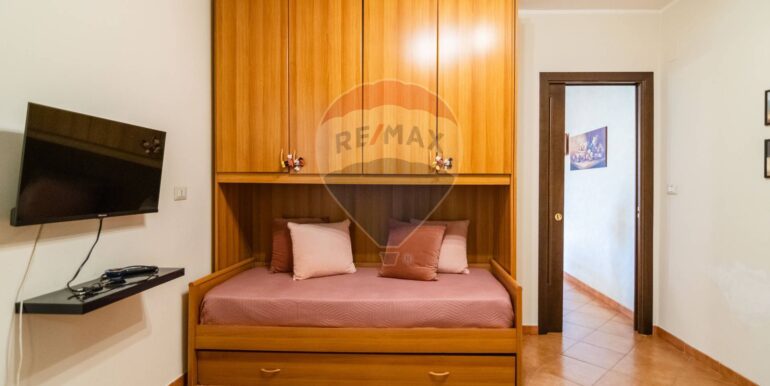 20251023104039-995524-6