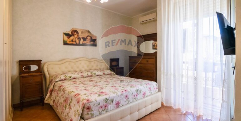 20251023104108-995524-8