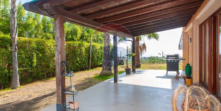 20251023105654-995536-6