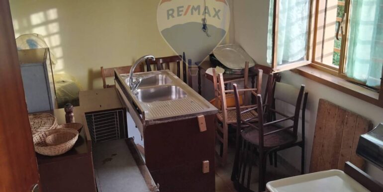 20251023113007-995554-23