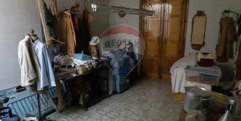 20251023123900-987809-19