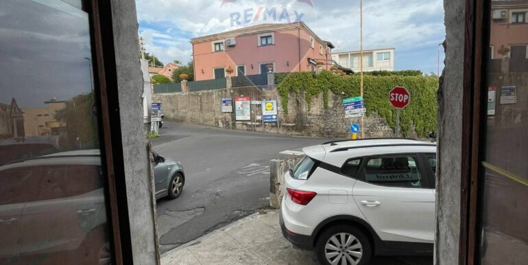 20251023193808-995690-2