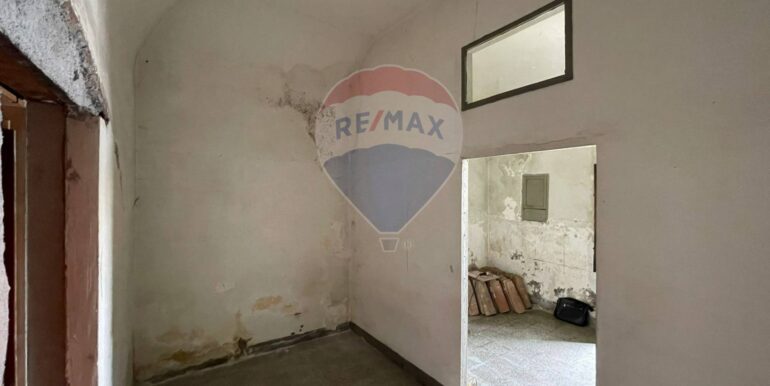 20251023193827-995690-9