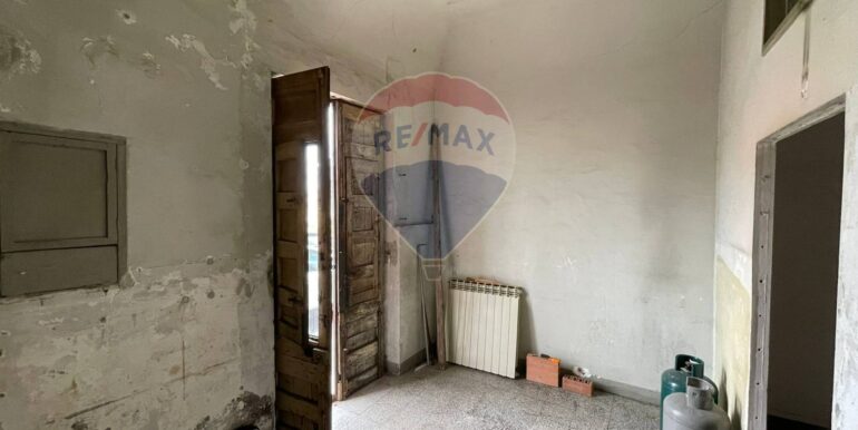 20251023193830-995690-10