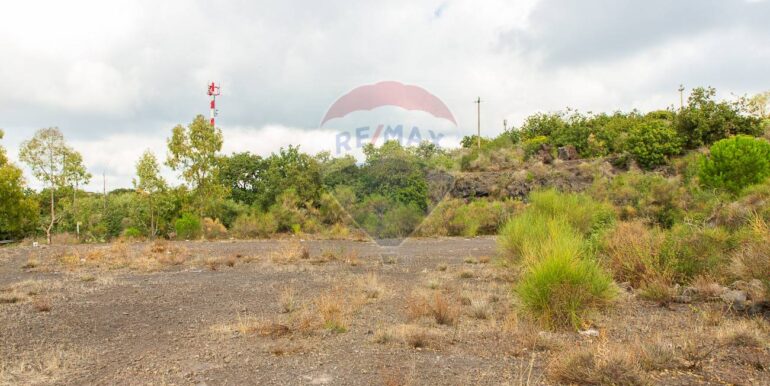 20251023201058-995689-15