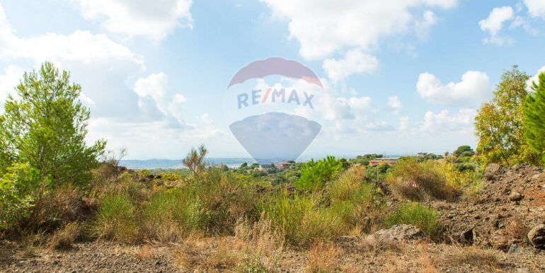 20251023201109-995689-17