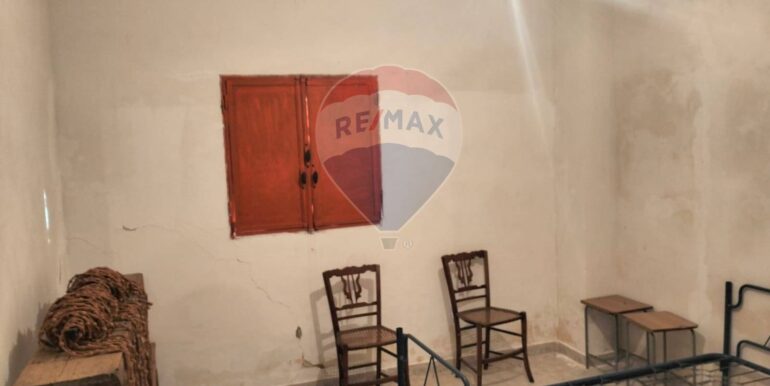 20251023222351-995701-9