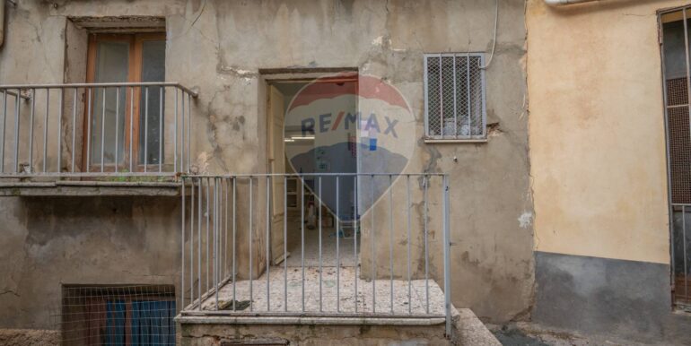 20251023225348-995703-5