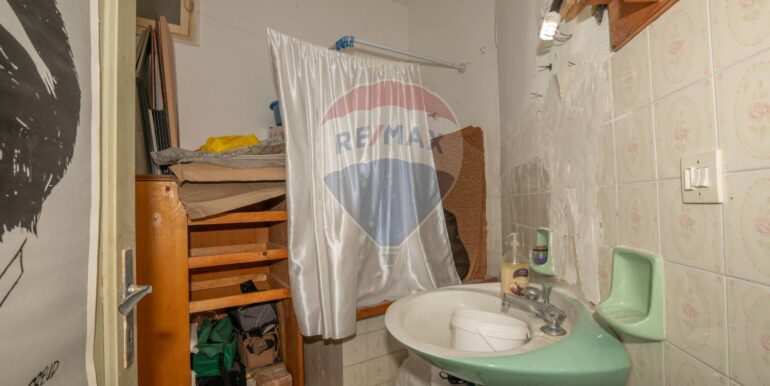 20251023225406-995703-8