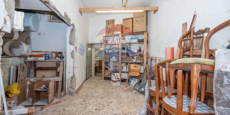 20251023225525-995703-14