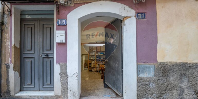 20251023225530-995703-15