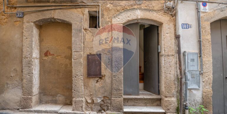 20251023230807-995704-20