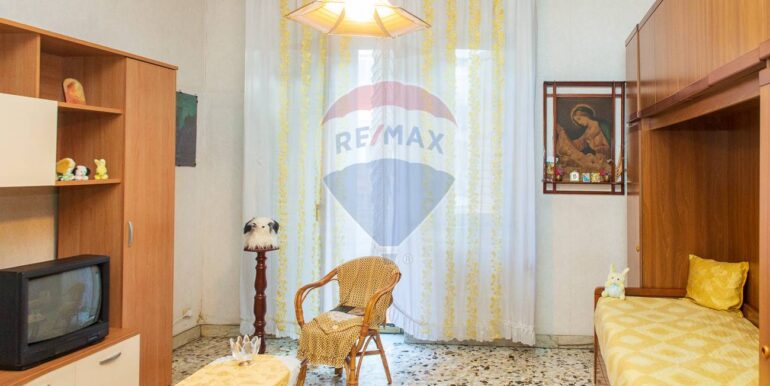 2025102394645-995515-10